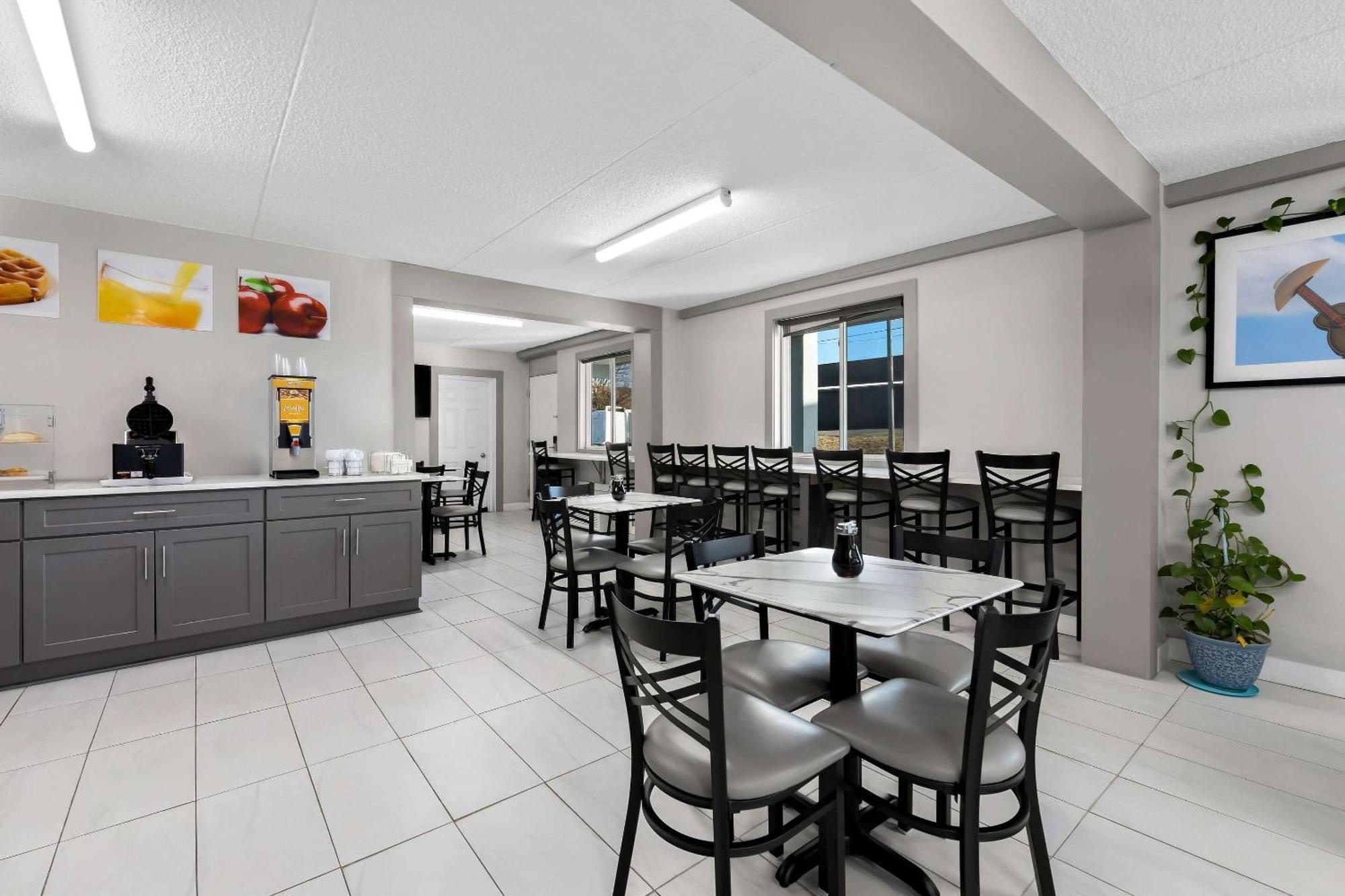 Quality Inn Nashville - Opryland Area Exterior photo