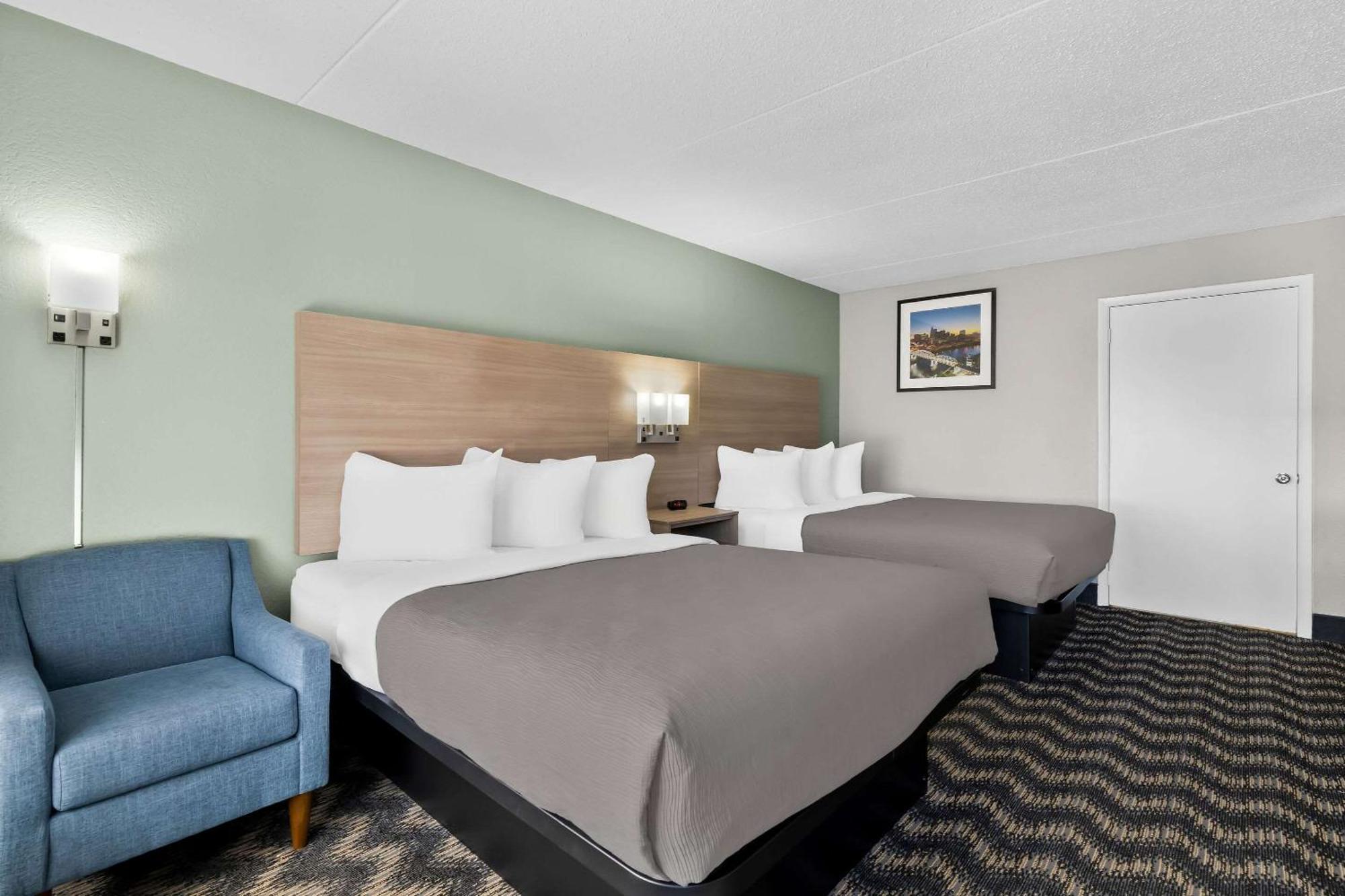 Quality Inn Nashville - Opryland Area Exterior photo