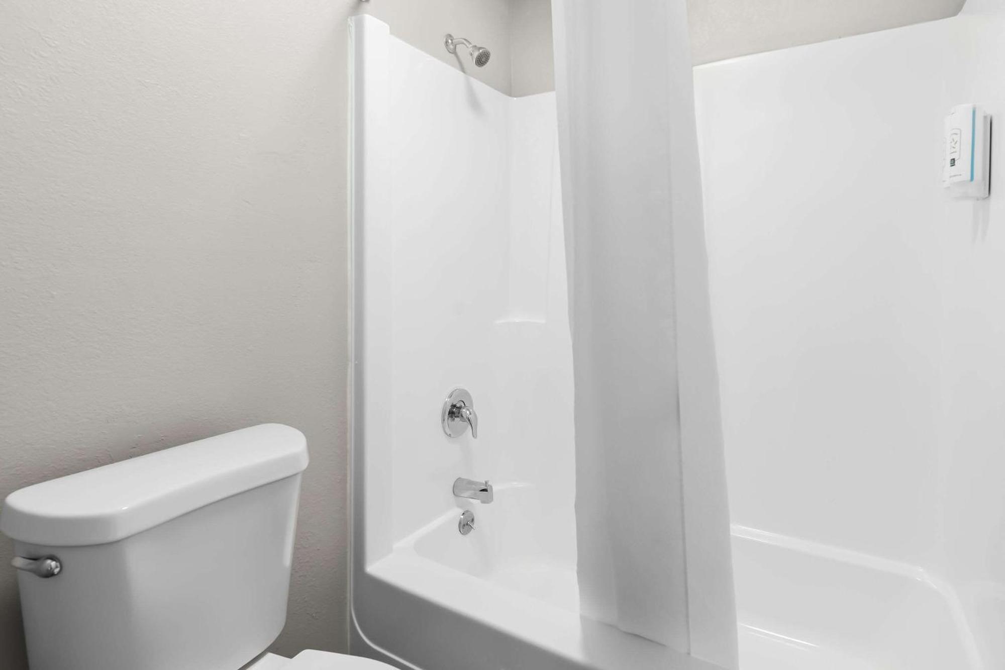 Quality Inn Nashville - Opryland Area Exterior photo