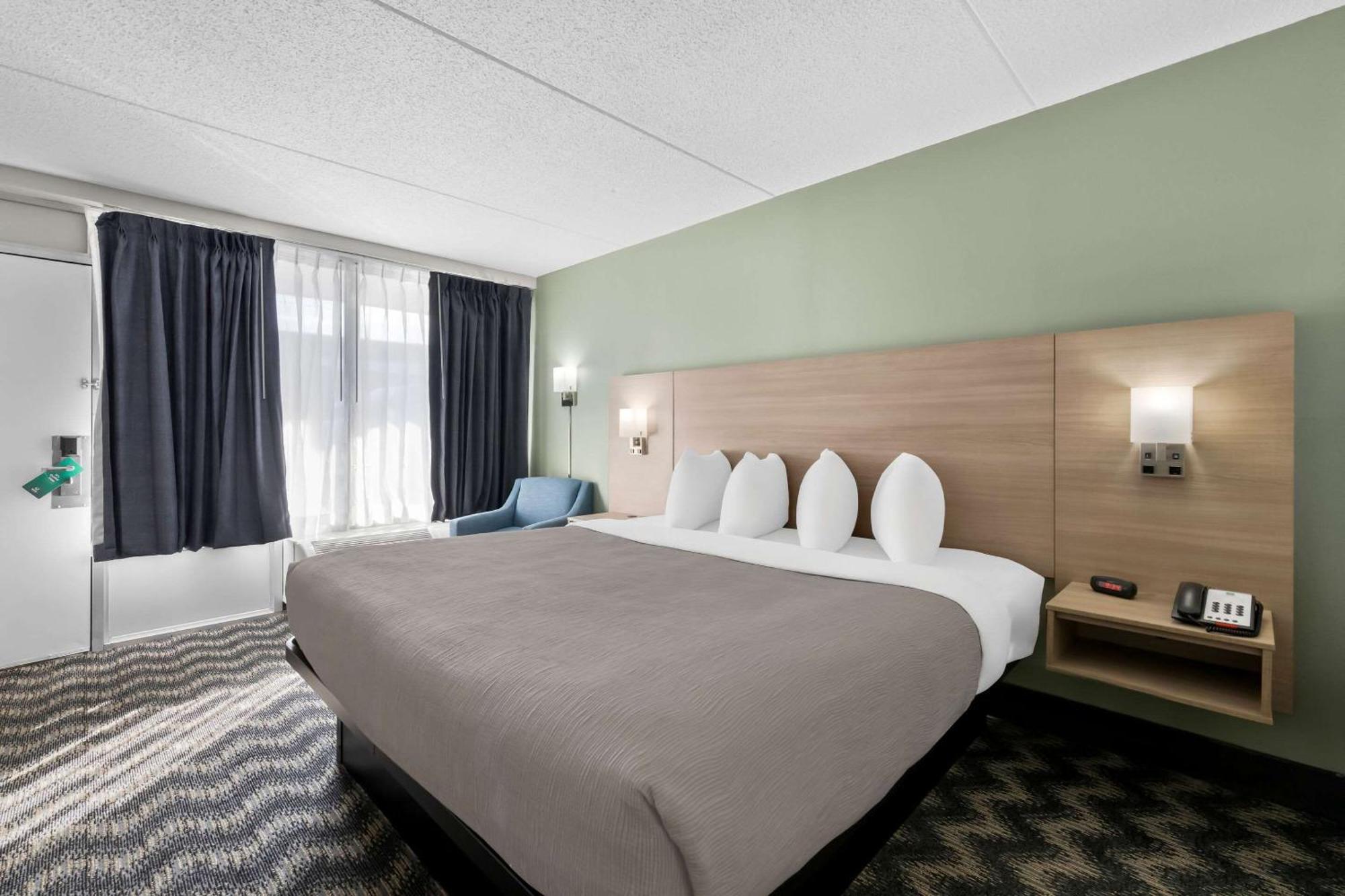 Quality Inn Nashville - Opryland Area Exterior photo
