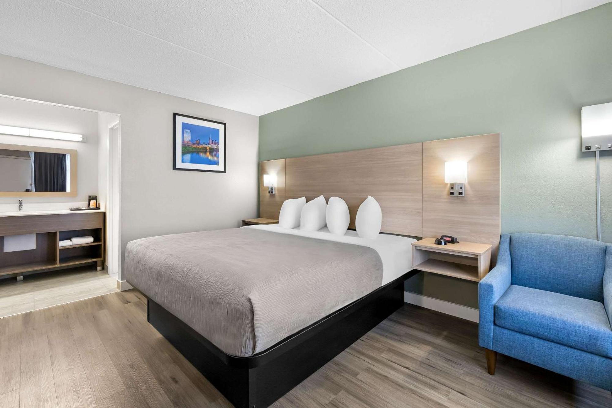 Quality Inn Nashville - Opryland Area Exterior photo