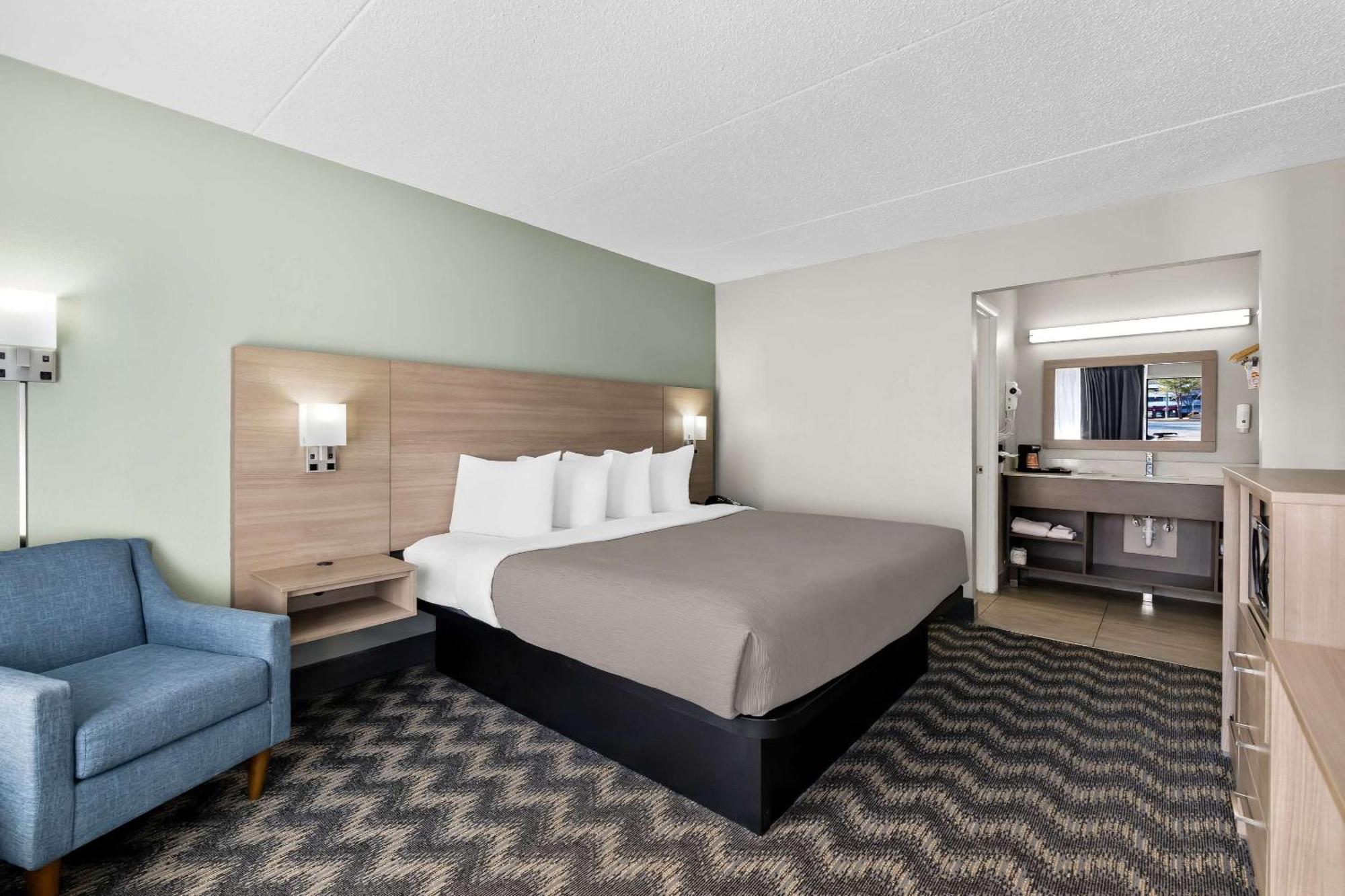 Quality Inn Nashville - Opryland Area Exterior photo